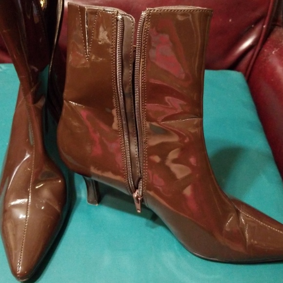 Ankle Boots Patent Look 8.5 M - Picture 2 of 5